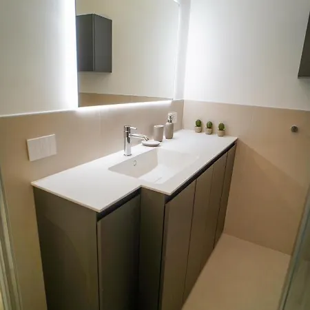 La Perla Di - Private Parking 바리