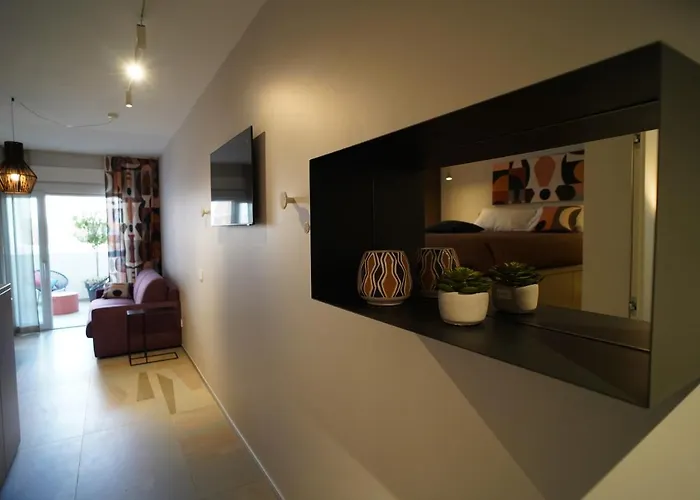 La Perla Di - Private Parking Bari